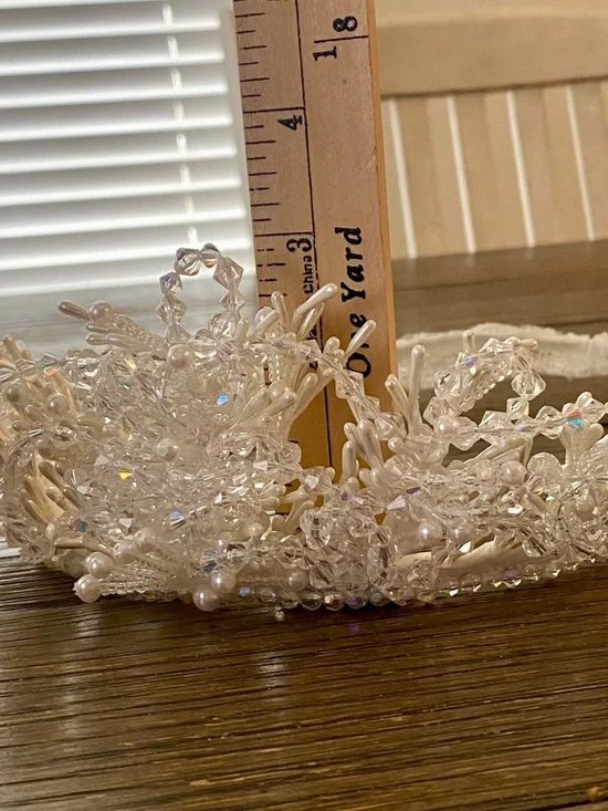 Vintage Women's Wedding Tiara White Faux Crystals Pearls Headpiece Bridal 90's - Picture 3 of 7
